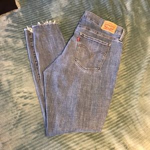 Levis jeans